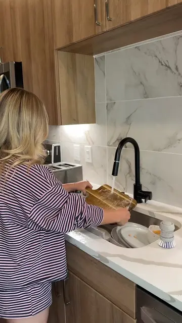 Monday morning closet reset🧼🫧🧻 since I’m a work from home girly now, wanted t