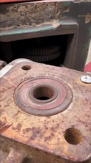 Motorcycle expansion bearing puller #Good tools to share #Puller puller