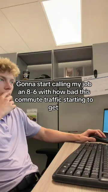 (Lives 10 minutes away btw) #fyp #funny #9to5 