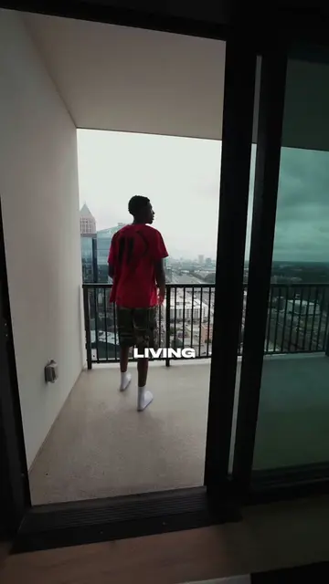 House vs high rise living 🏡 #apartmenttour #atlapartments #Tech #hometech #hous