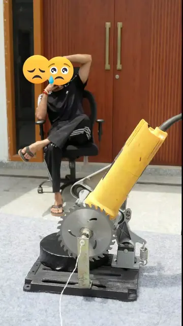 Grinder blade thrower #experiment #crafting #howtotiktok #LearnOnTikTok #support