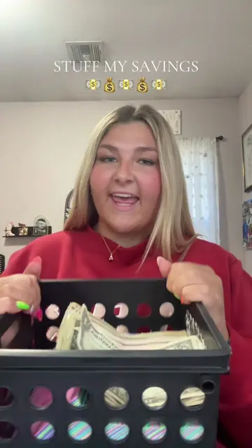 stuff my savings!! #envelopesavingschallenge #cashstuffing #savingmoney  #TikTok