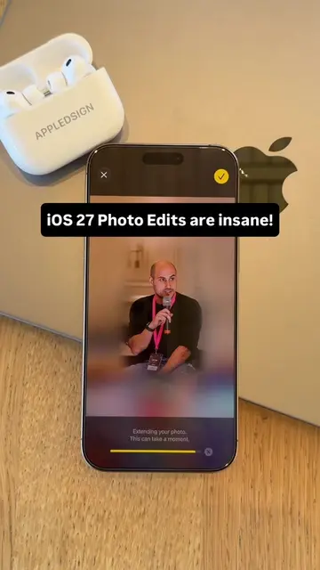 Wait, did my iPhone just perfectly added a person who wasn't there before? I can