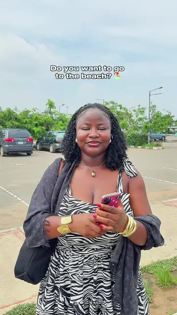 POV: You're not sad you just needed a beach day with your friend🌊🏖️ @simply.el