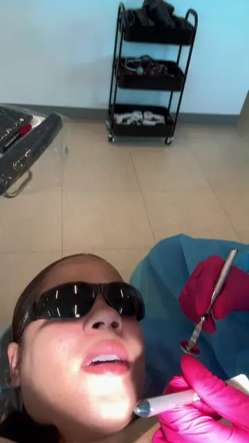 Would you do this?? I’m tryna put y’all on!!! #dentist #dentalhygieneschool #fre