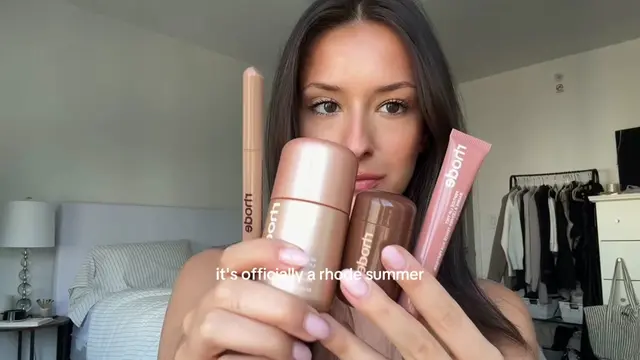 my favorite @rhode skin drop yet 🤎 #rhode #rhodebronzer #glowyskin #summermakeu