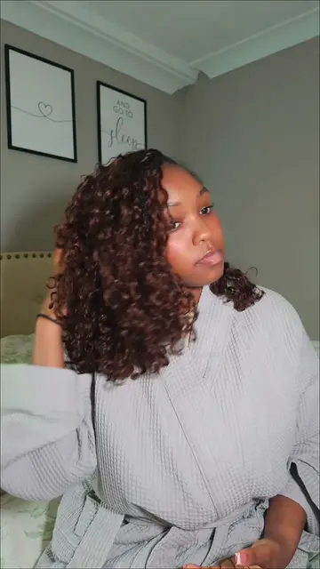 I’m absolutely obsessed with it! 🍫😍#crochethair #iseehairbeauty #miracleknots 