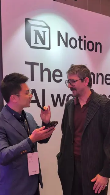 I got 90 seconds with Randy Hunt, Notion's Head of Design, at SuperAI. 🎤  Asked