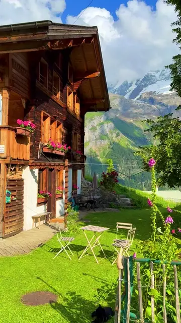 SWISS 🌸🇨🇭#switzerland #swissbeautiful #tiktoktravel #travel #swiss 