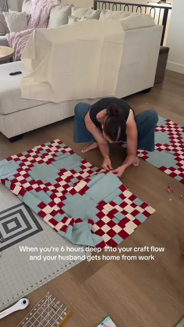 I just get so lost in it 😭 #quilting #quilttok #sewing #sewingforyoupage #craft