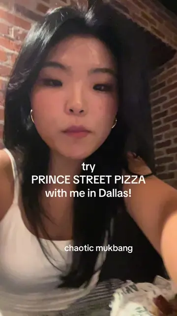PRINCE STREET PIZZA ; this place is so cute and workers r super nice, ik this pl