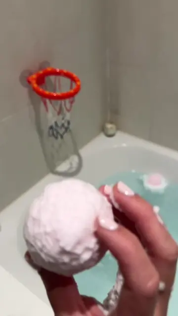 Never give up 🥲 @andbeauty shower foam balls (Werbung / Ad) #satisfying #beauty