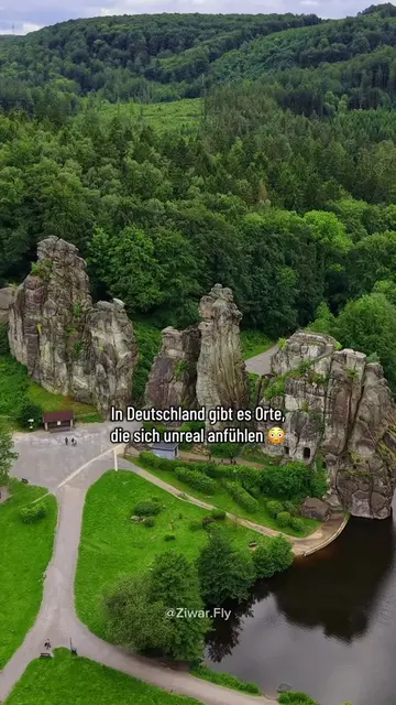 Die Externsteine in NRW sehen aus wie aus einem Fantasy Film 😍 Massive Felsen, 