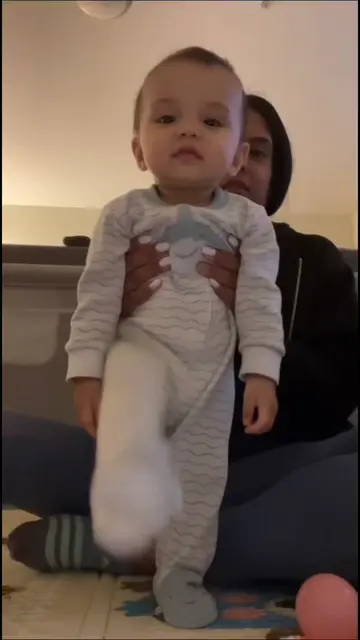 🤣🤣🤣🤣#capcut #capcutpioneer #pioneertemplate #baby #babydance 