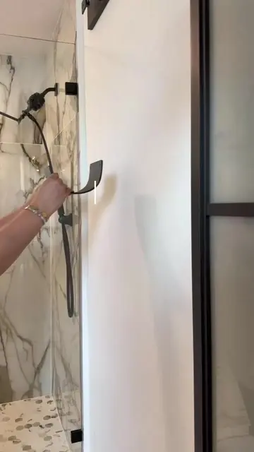 Bathroom finds that look designer-level expensive—but come with a surprisingly b