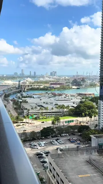 The ultimate World Cup Hotel in Downtown Miami ⚽️🏨 The Gale Miami is a total lo