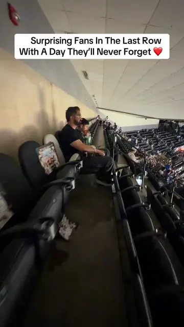 @Omar Raja surprised these Spurs fans sitting in the last row with courtside acc