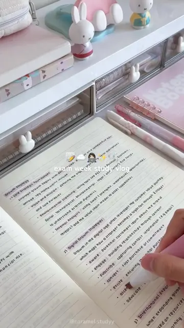 organize your notes better with @iScanner app 👩🏻‍💻✨📝 — link on my bio ⬆️ #st