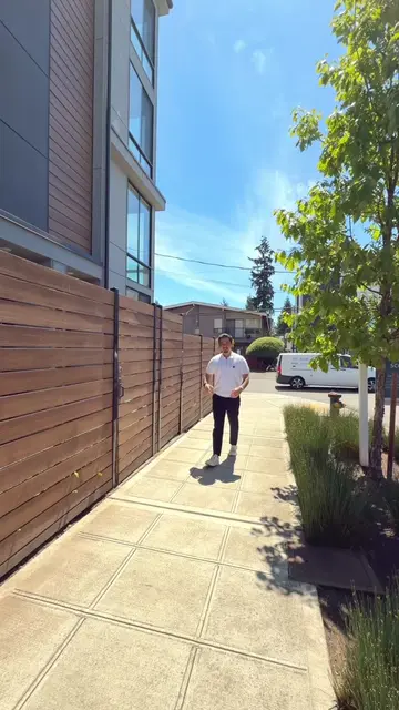Seattle Townhome Deal 🔥… basically like new, owners are relocating and need to 