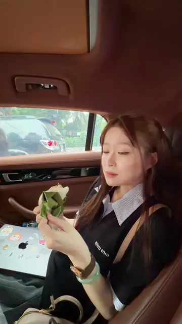 Hôm nay được ăn nhìu món ngonnn😋