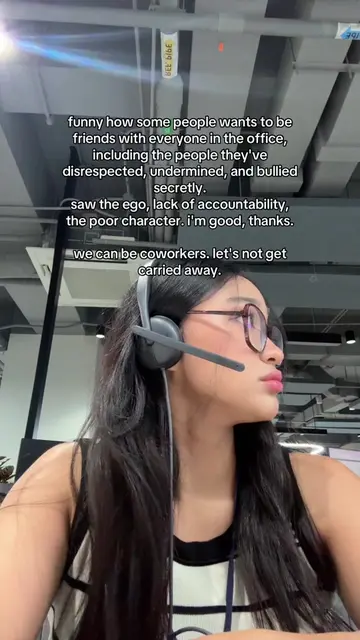 hindi rin para i accept friend request and follow request mo be #workplacehumor 