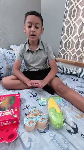 Opening my new squishy toys!  #fidget #squishyking #fyp #fidgettrading #fidgets 