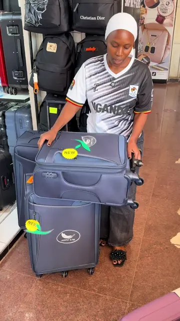 3-piece Leavesking set just landed and it’s BRAND NEW ✨ Your luggage should work