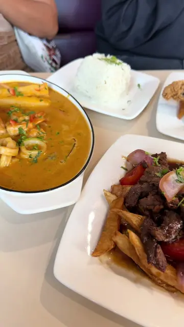 📍El Chocharita Peruvian Food, Sylmar 🇵🇪🔥 This spot did NOT disappoint 🤤 eve