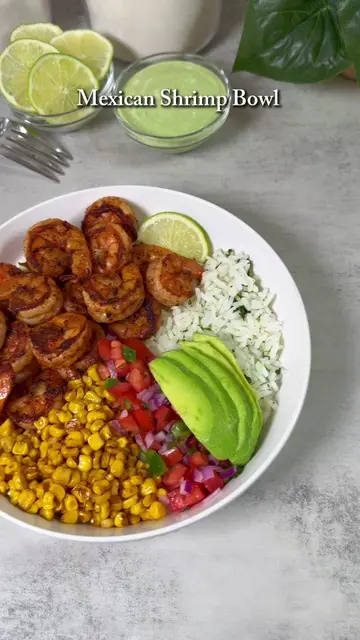 mexican shrimp bowl 🏝️🍤 this recipe makes 2 servings!!  calories per serving: 