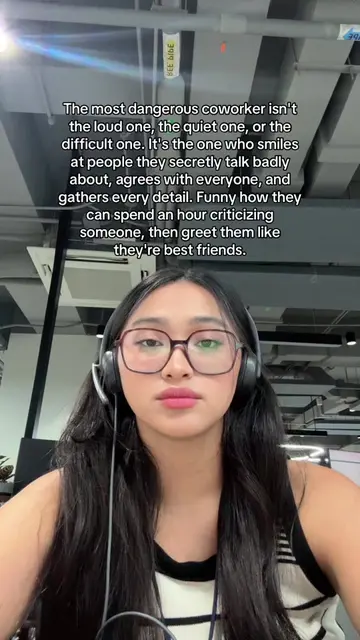 ingat! 🐍 be careful who you trust #workpolitics #corporatelife #bully #politics