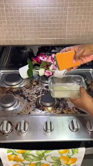 ✨ Clean Your Stove Like New in Minutes | No Scrubbing Needed! #CleaningHacks #Ki