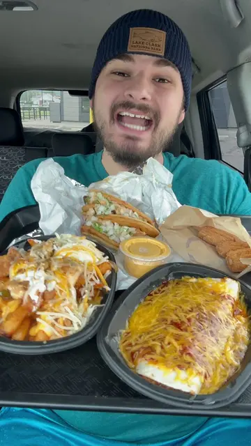 Taco Bell Has Brand New Menu Items! The Enchirito Is Back! Let’s Try It All!💪😋