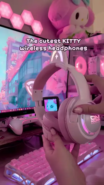 Cute headphones for a cute setup #headphones #GamerGirl #setup #gaming #gametok 