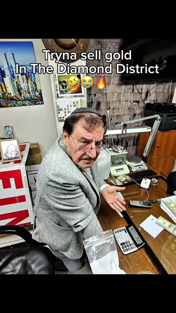 Tryna sell my gold in the diamond district 🤣😭bro really wanted me to sell🫡✅😂