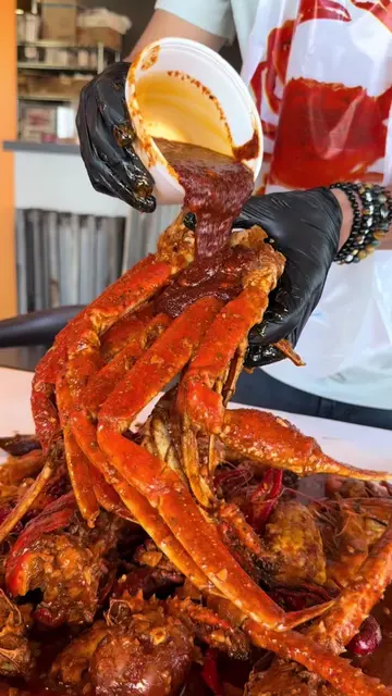 The Kickin’ Crab is a brand new high quality seafood restaurant in Las Vegas, wi