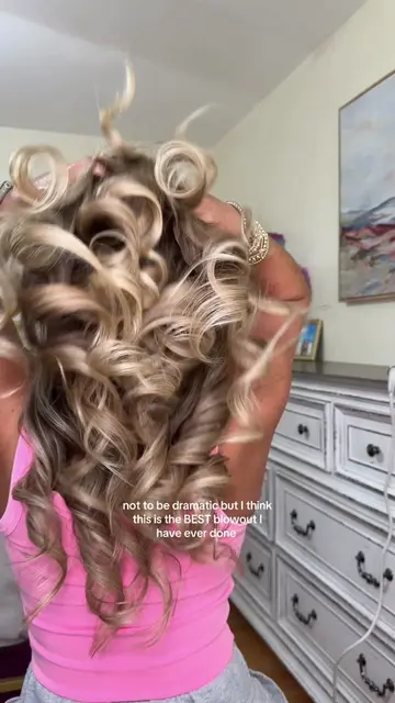 I’m actually MINDBLOWN at this rn 😅💖🫧👙⭐️ literally just used all @Redken pro