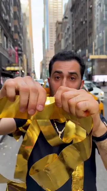Reacting to @TraxNYC making his own gold currency  #contentstrategy #socialmedia