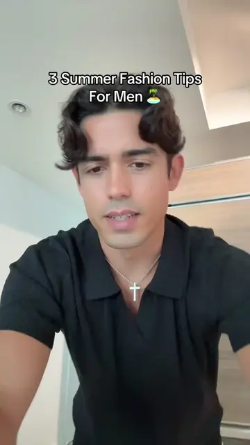 How to not look like a bot in the summer 🤝🏼 #marcosphilip #lifemaxxing #miami 