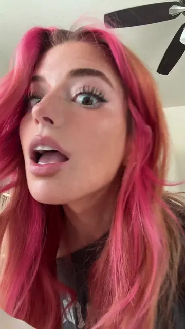 gonna miss the pink hair 
