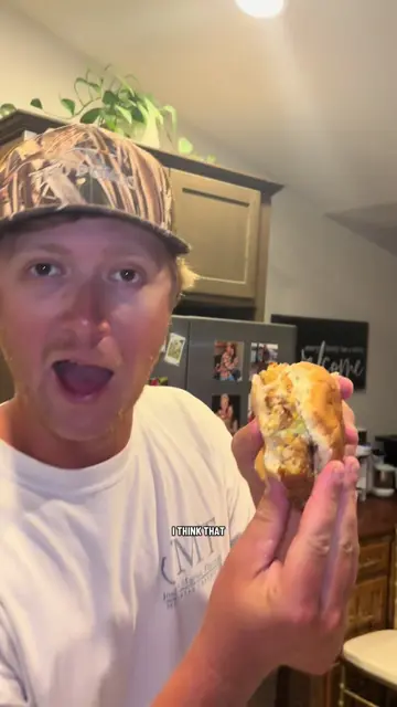 🎣🥮Fried Catfish Cake Po’Boy! These were incredibly good and can be used with a
