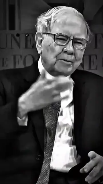 when you have no money . #money #moneytok #warrenbuffett #viralvideos #warrenbuf