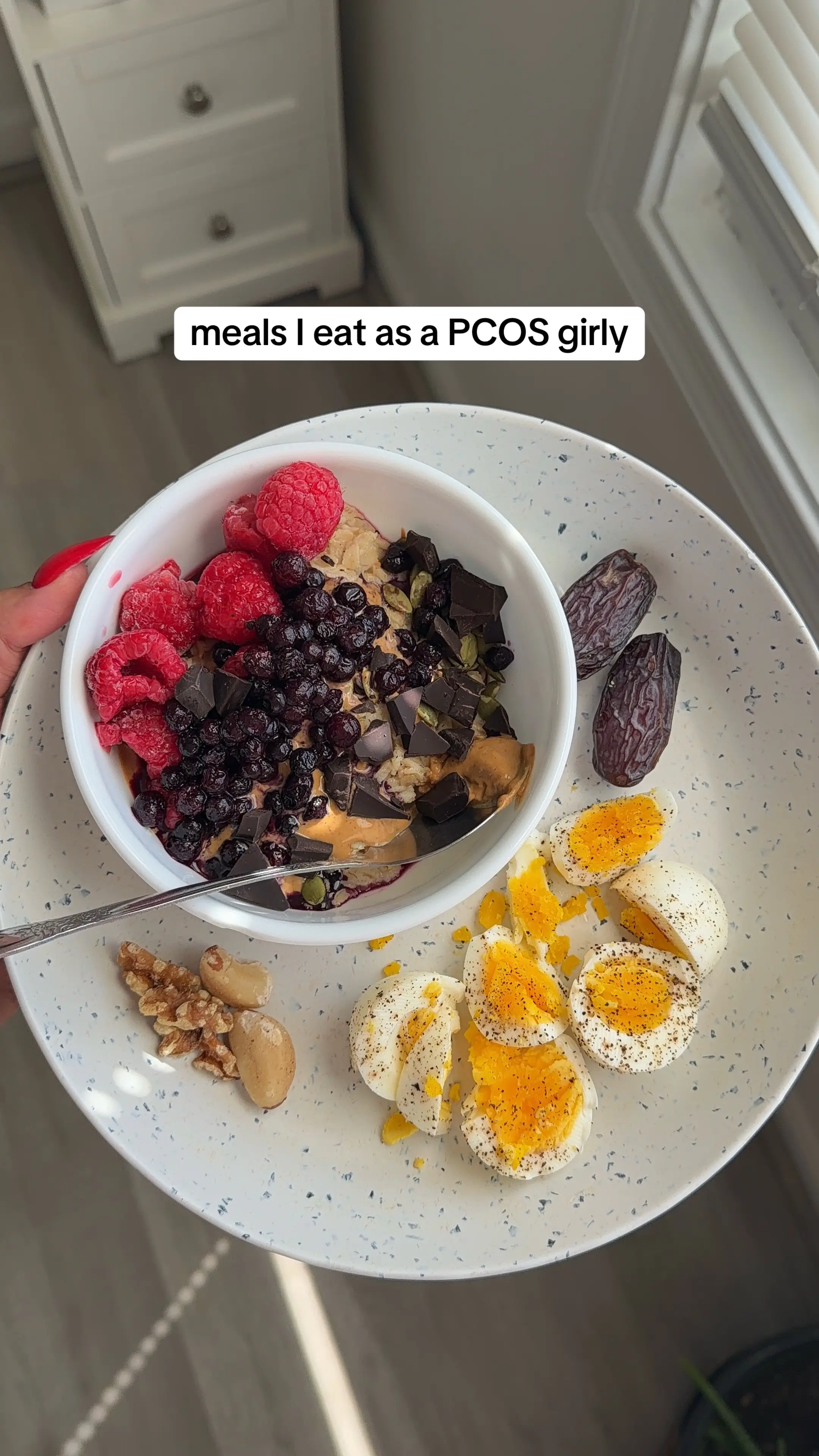 obsessed with eating to fuel my body in a way that supports my hormones and gut 