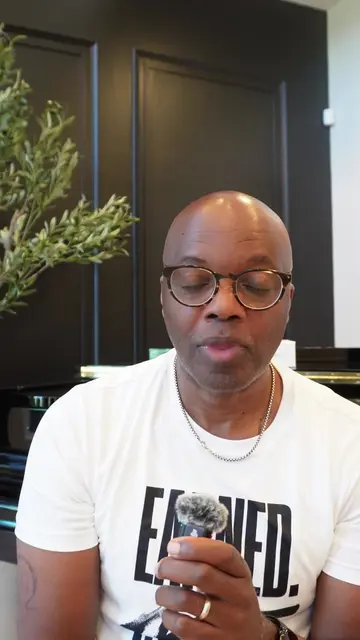 Stocks vs Real Estate to Build Wealth #stocks #investing #realestate #PersonalFi