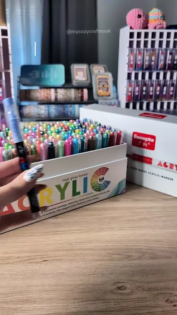 The coloring combo I didn't know I needed 😍✨ You all know how much I love my @G