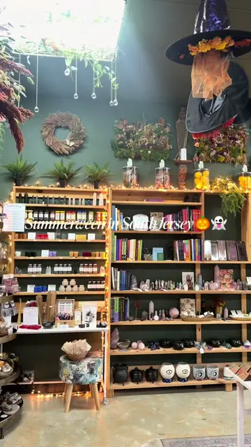 ☀️🎃 Summerween vibes in South Jersey? Say less. I stopped by @Mystical Blossoms