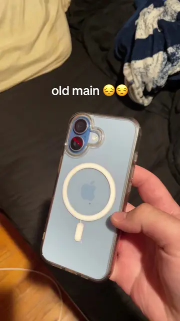 new main no more ifon 17 🥹 #evanstech #techtok #apple #iphone #joke 