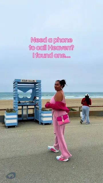If you could make one phone call to Heaven, who would you call? ☎️💖 Tucked away