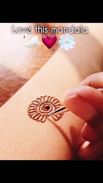 DM 📥 course  #Mehndi Design #HennaArt #LearnMehndi #SimpleMehndi #MehndiArtist 