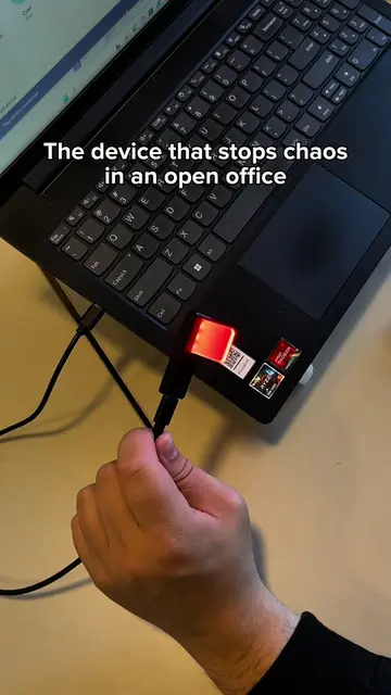 No more chaos in our open office🤩 Link in bio🔗 #nointerruptions #officegadgets