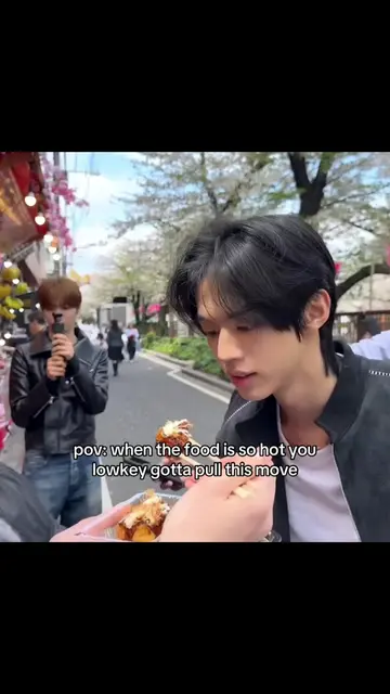 i always get so scared eating takoyakis in one bite #tws #twspledis #dohoon #doh
